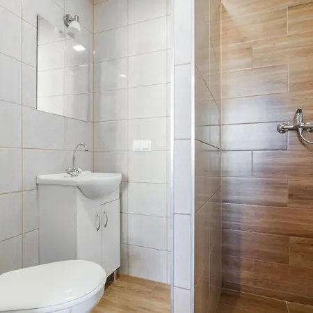 Homestay Pokoje Goscinne Lipowa Sztutowo