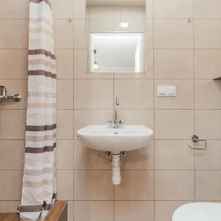 Pokoje Goscinne Lipowa * Sztutowo